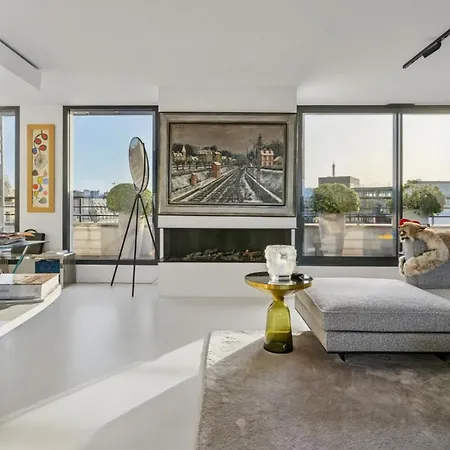 Penthouse With Panoramic Views & Rooftop Pool *